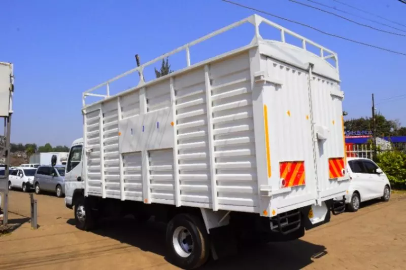 Mitsubishi Canter   - 2015