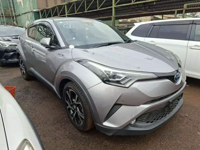 Toyota C-HR   - 2017