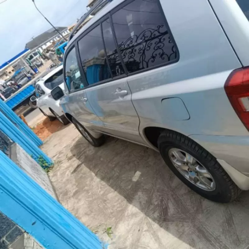 Toyota Highlander   - 2007