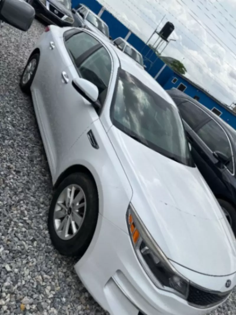 KIA Optima   - 2016