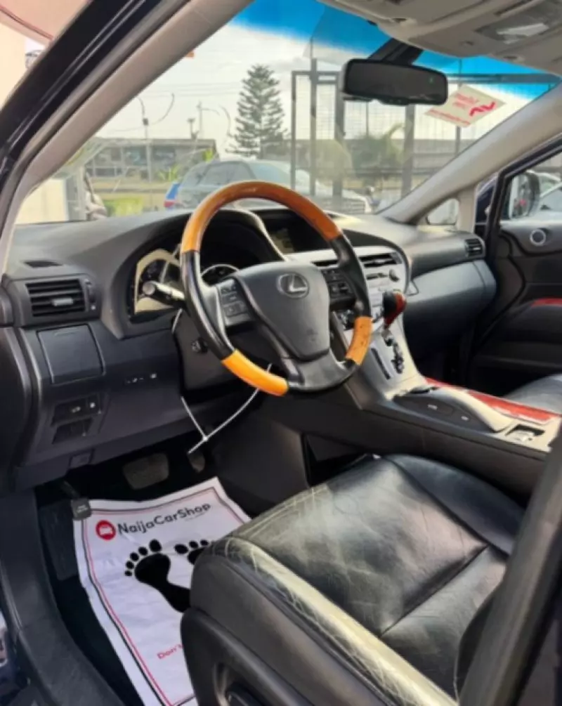 Lexus RX 350   - 2010