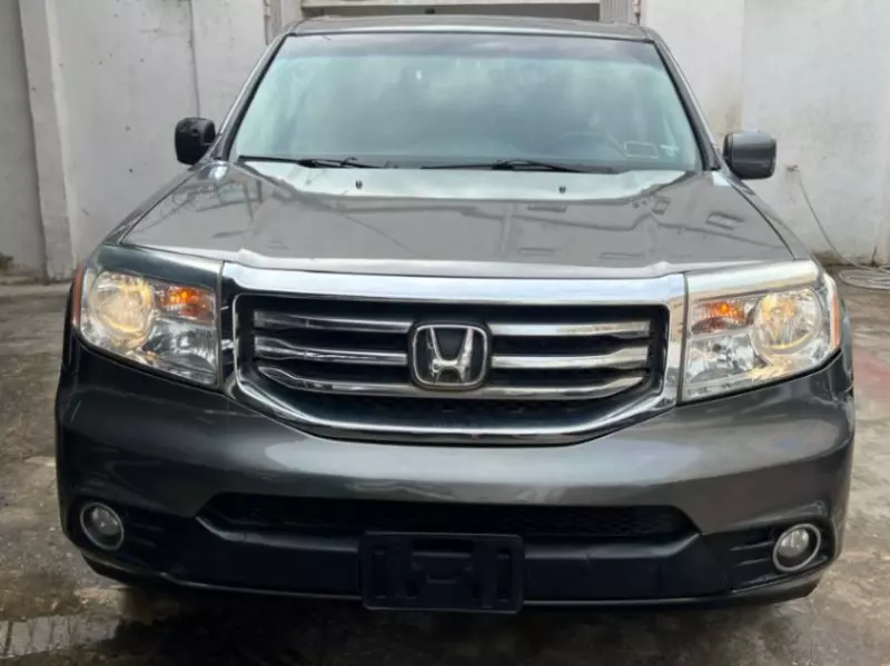 Honda Pilot   - 2012