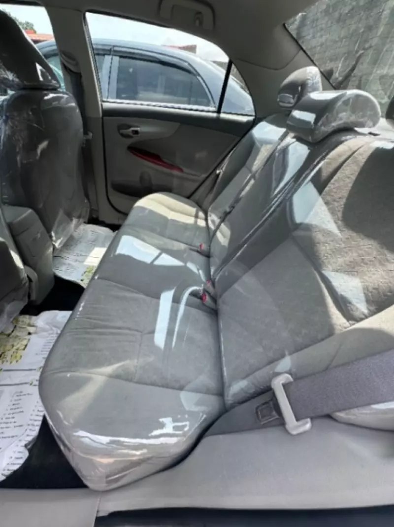 Toyota Corolla   - 2013
