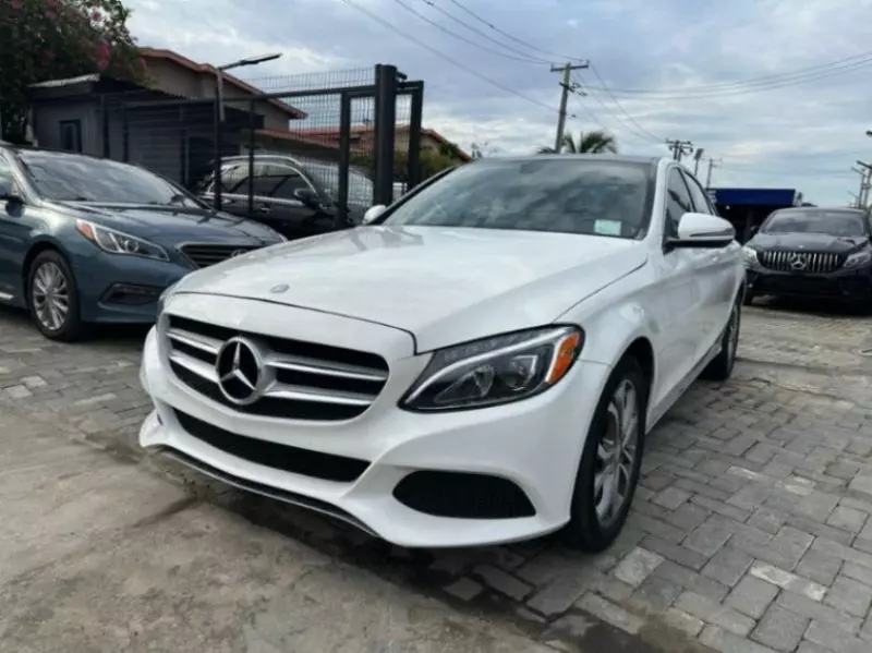 Mercedes-Benz C-Class - 2016