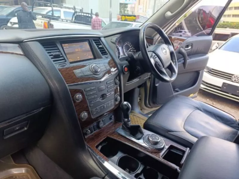 Nissan Patrol   - 2016