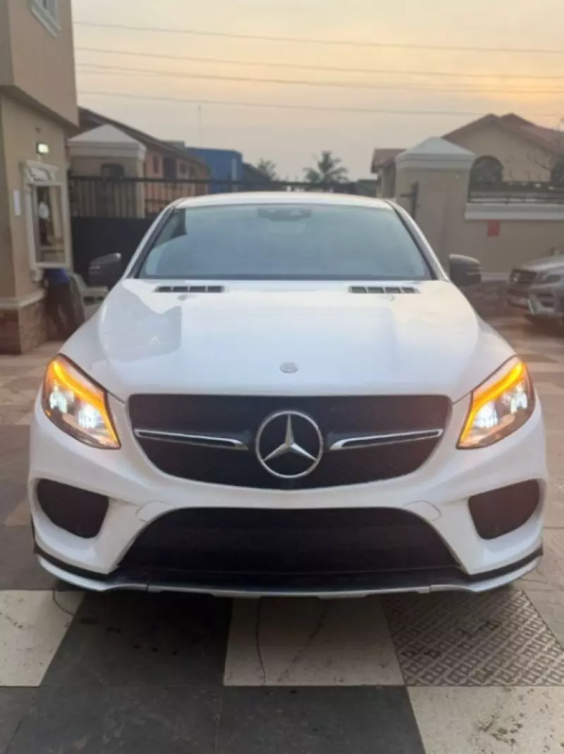 Mercedes-Benz GLE-Class   - 2016