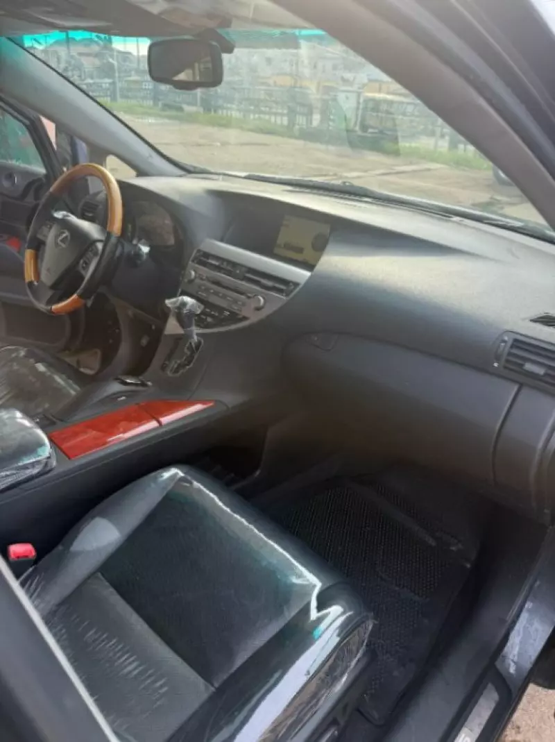 Lexus RX 350   - 2010