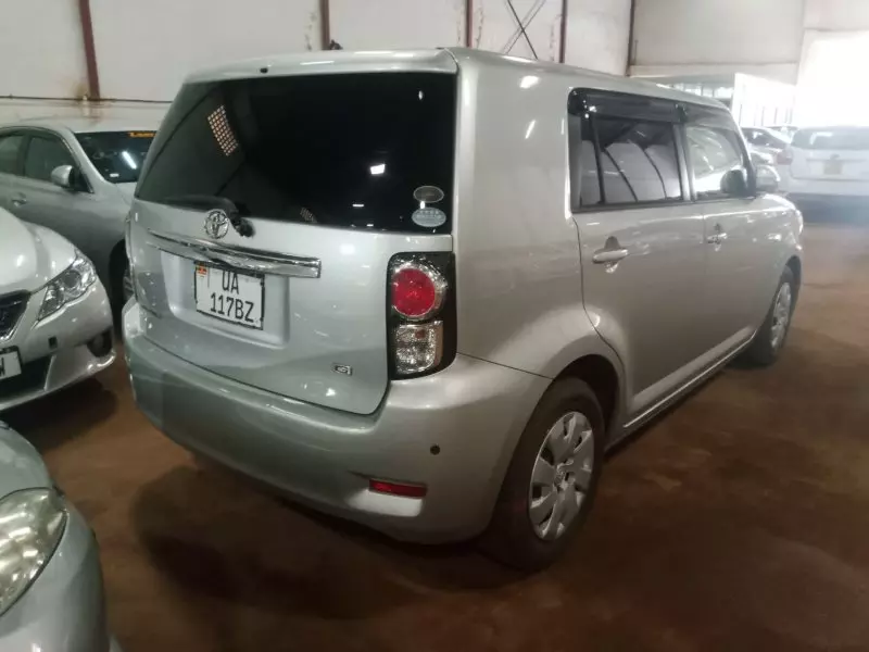 Toyota Rumion   - 2010