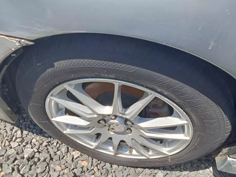 Subaru Legacy   - 2014