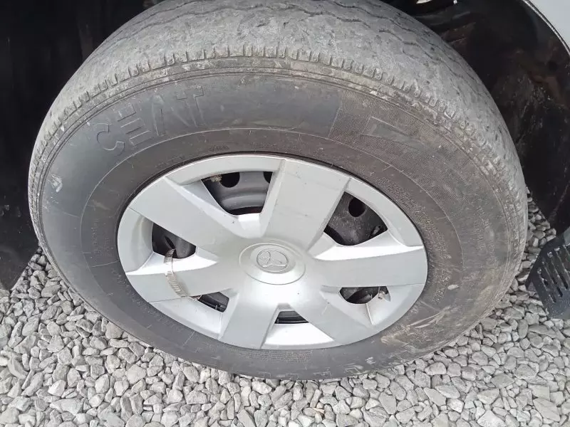 Toyota Hiace   - 2014