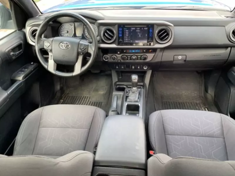 Toyota Tacoma   - 2016