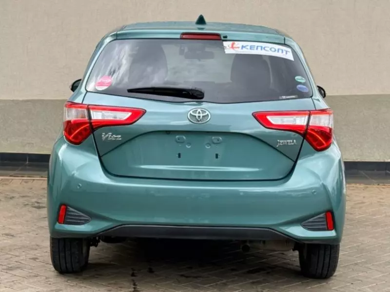 Toyota Vitz Jewela   - 2018