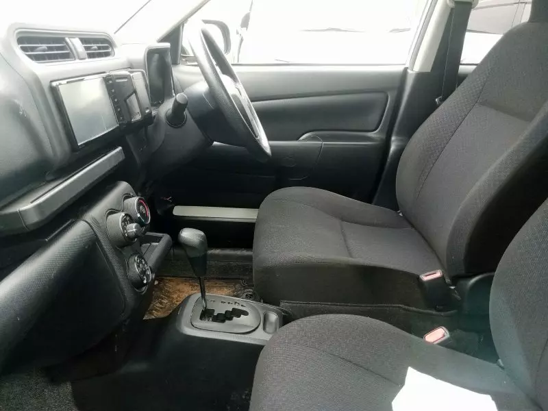 Toyota Probox    - 2016