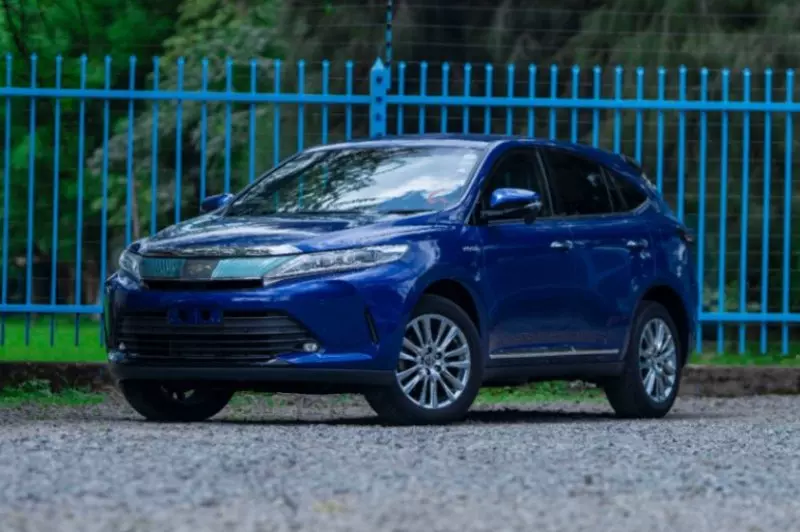 Toyota Harrier hybrid    - 2018