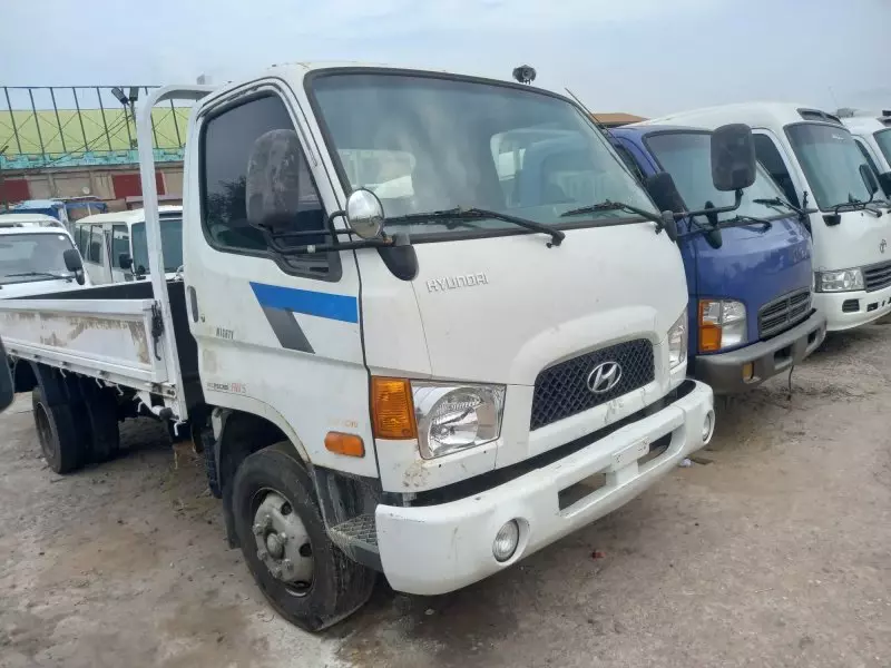 Hyundai Mighty   - 2004