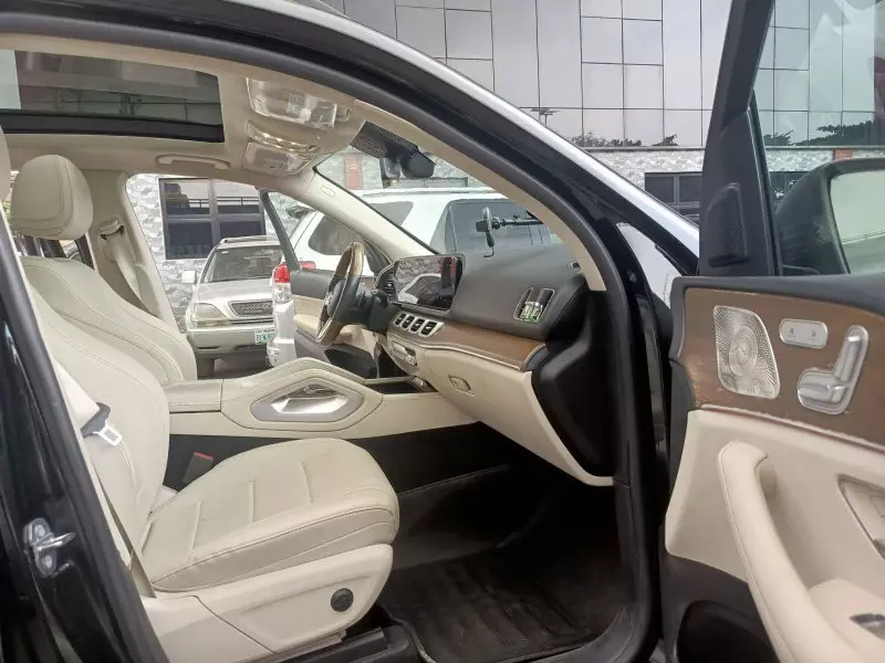 Mercedes-Benz GLE 350 - 2021