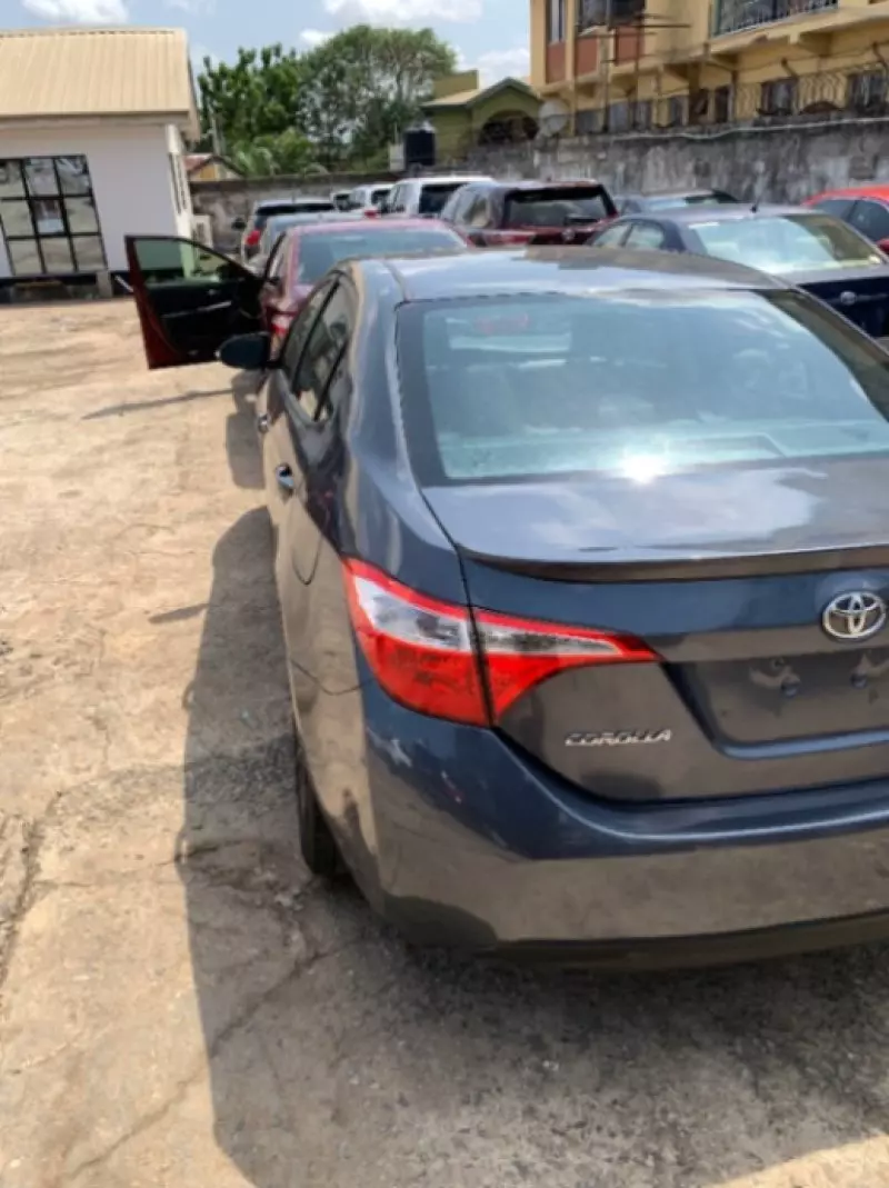 Toyota Corolla   - 2015
