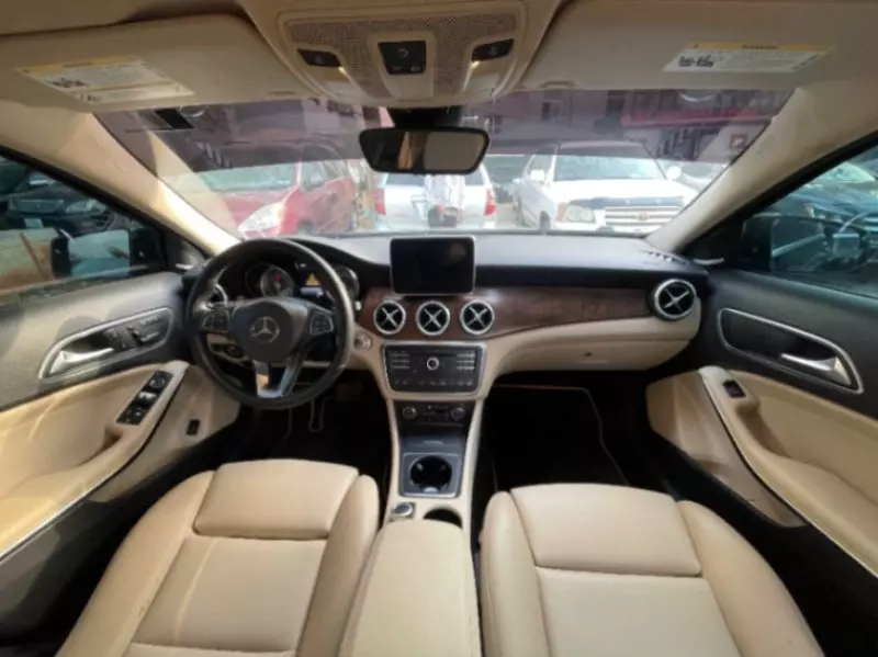 Mercedes-Benz GLA 250