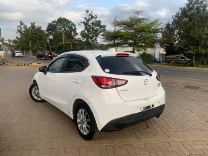 Mazda Demio   - 2018