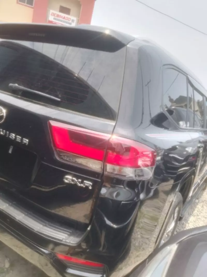 Toyota Land Cruiser   - 2024