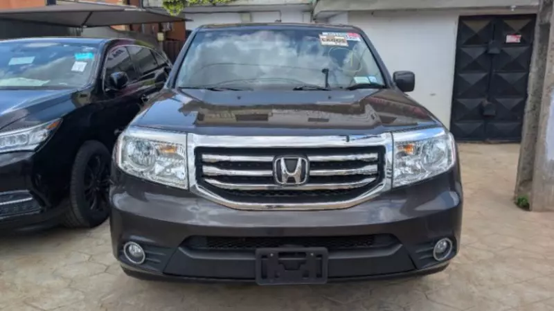 Honda Pilot   - 2012