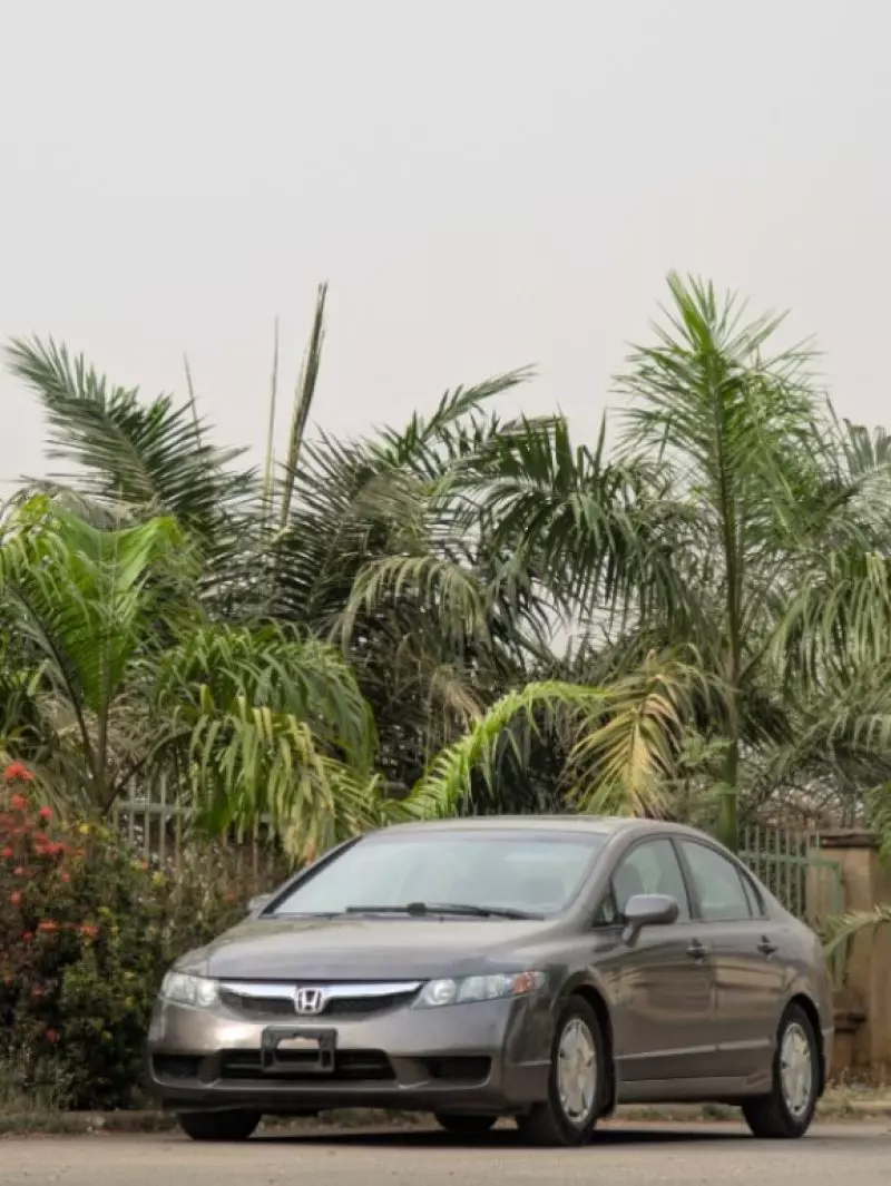 Honda Civic   - 2011