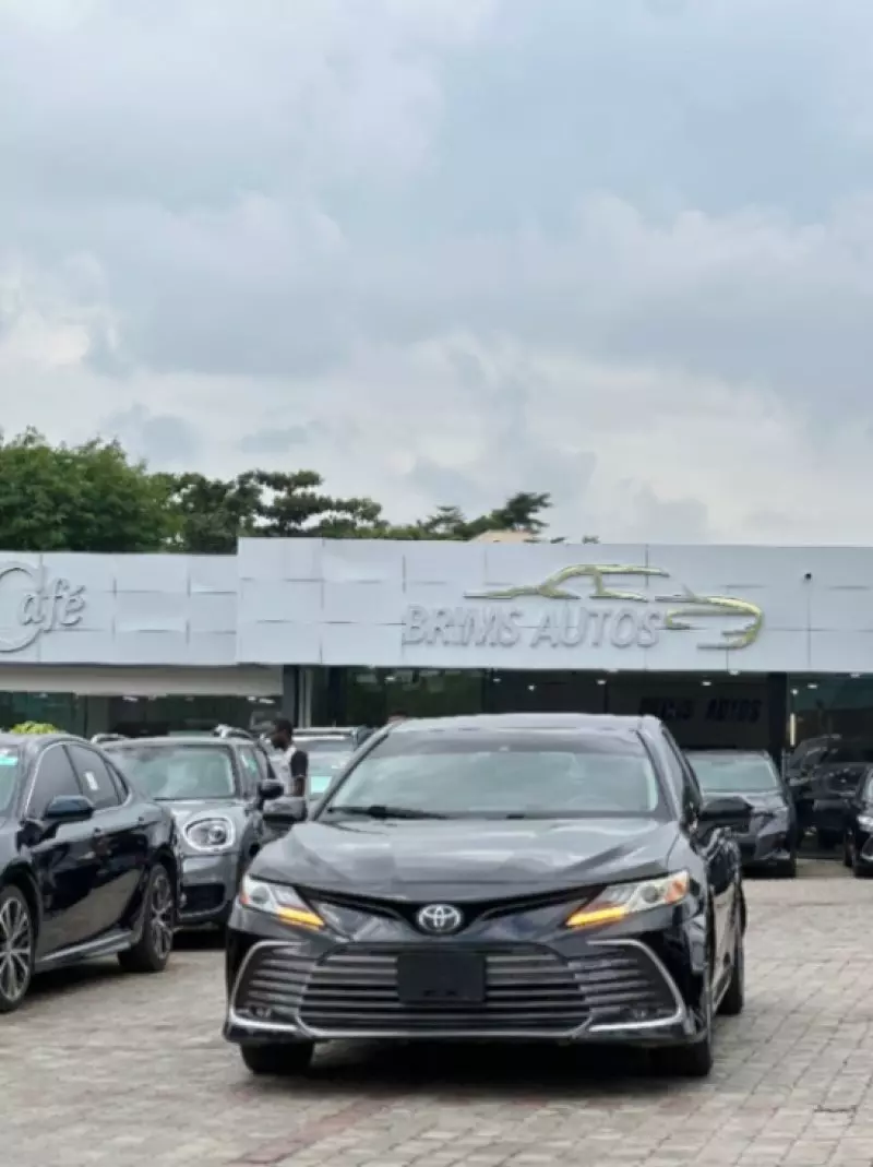 Toyota Camry   - 2023