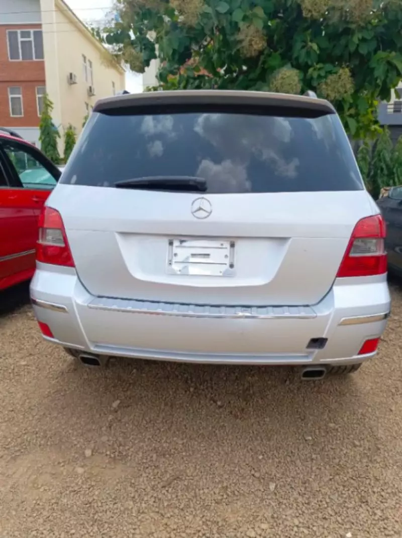 Mercedes-Benz GLK 350   - 2011