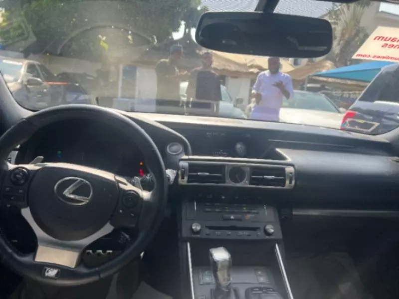 Lexus IS 350   - 2015