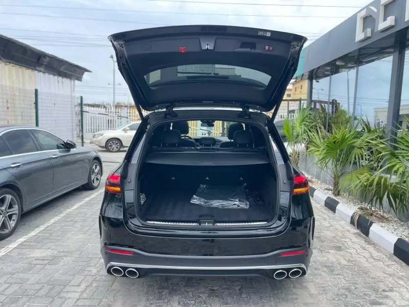 Mercedes-Benz GLE 53 AMG   - 2024
