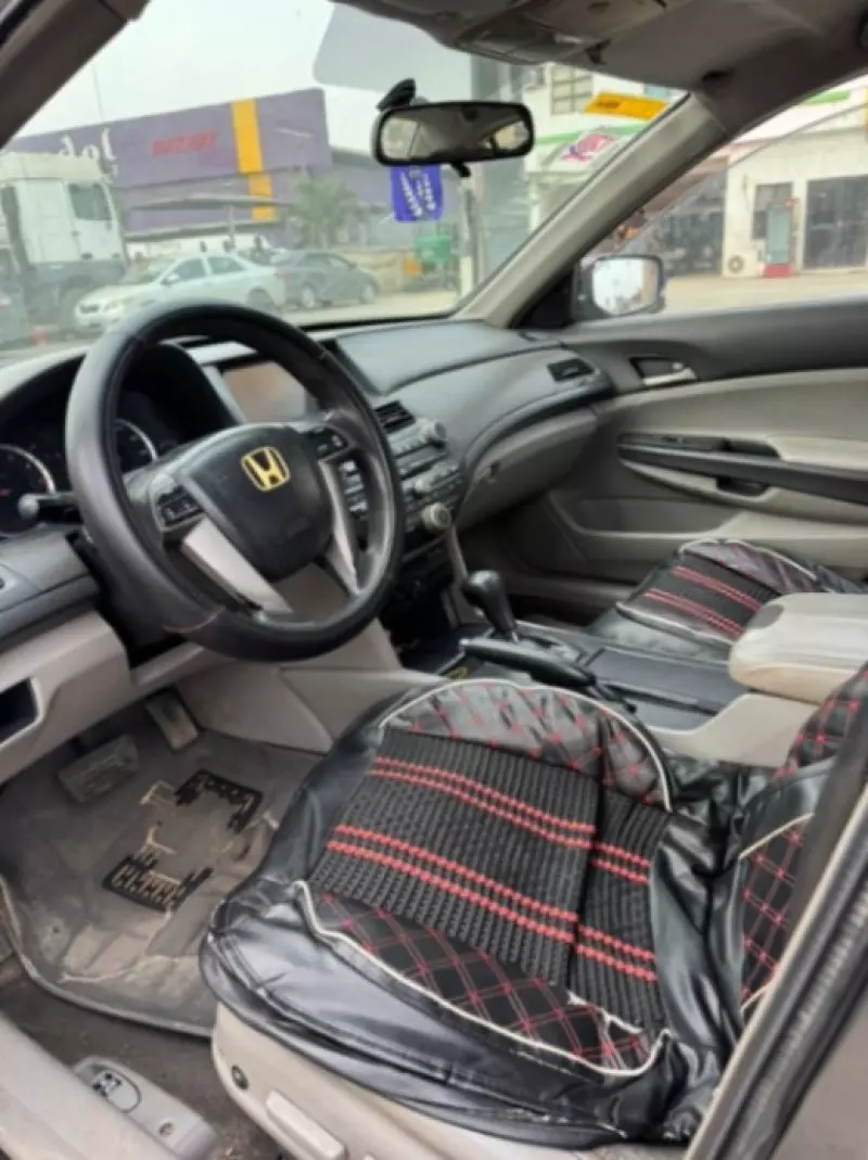 Honda Accord   - 2008