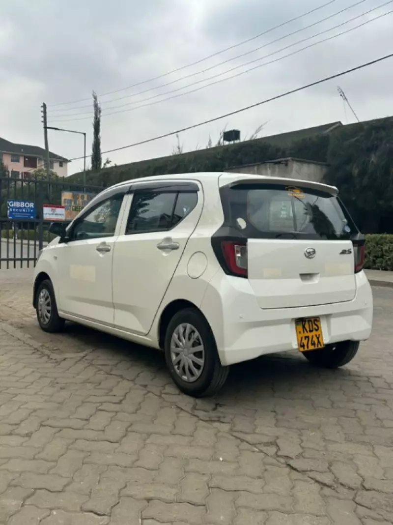 Daihatsu Mira    - 2018