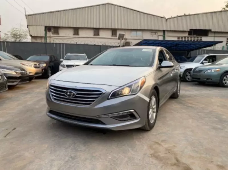 Hyundai Sonata   - 2015