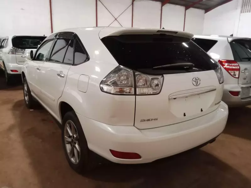 Toyota Harrier   - 2009