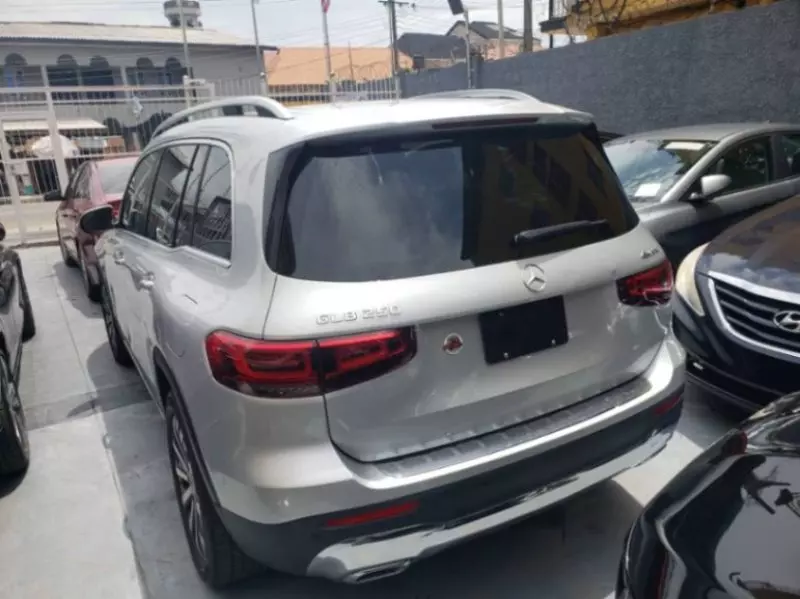Mercedes-Benz GLB 250   - 2020