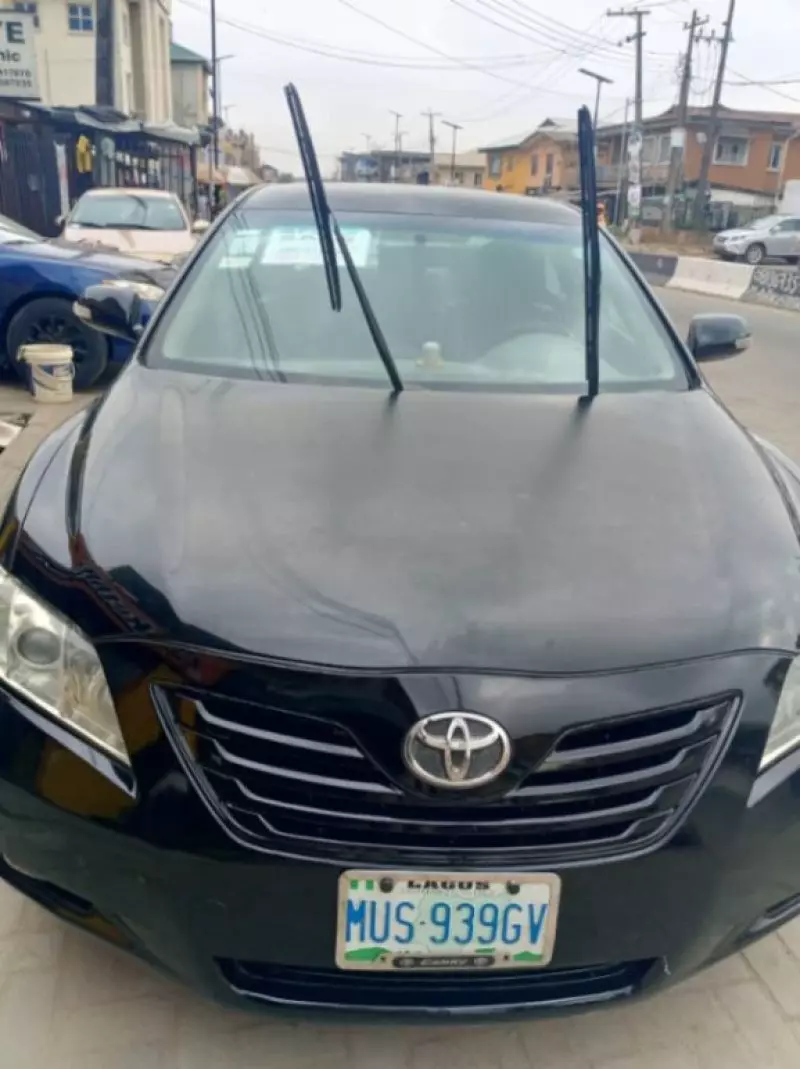 Toyota Camry   - 2008