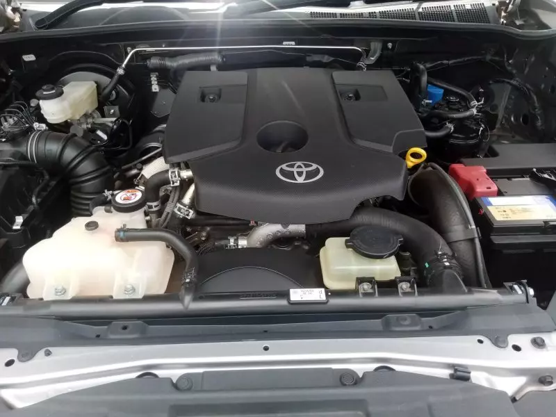 Toyota Hilux   - 2017