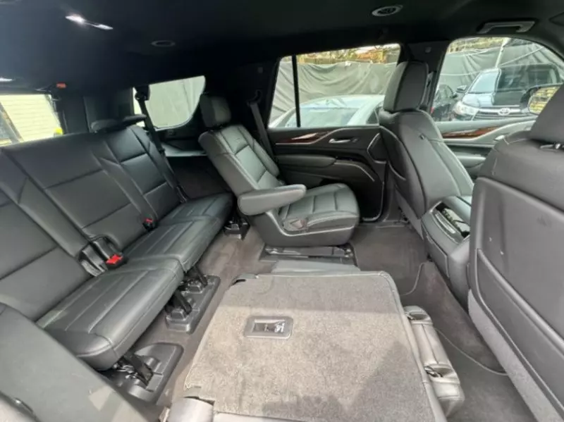 Cadillac Escalade   - 2023