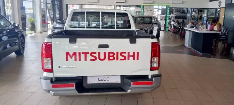 Mitsubishi L200   - 2025