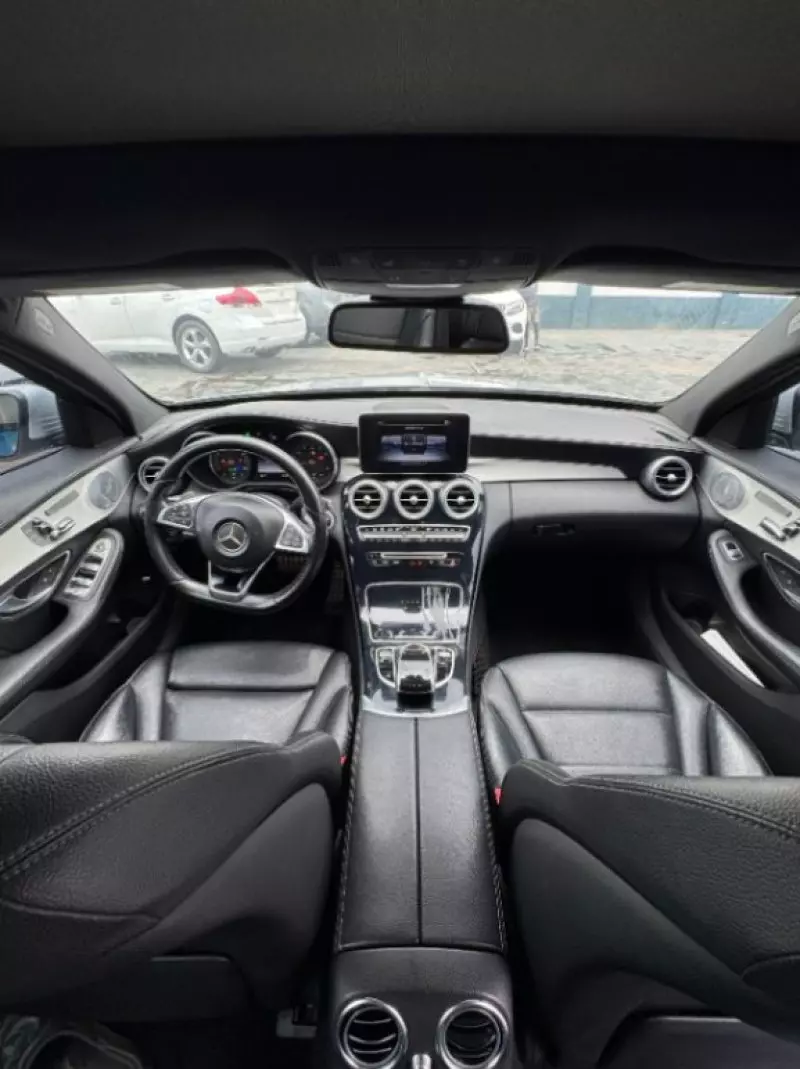 Mercedes-Benz C 300   - 2015