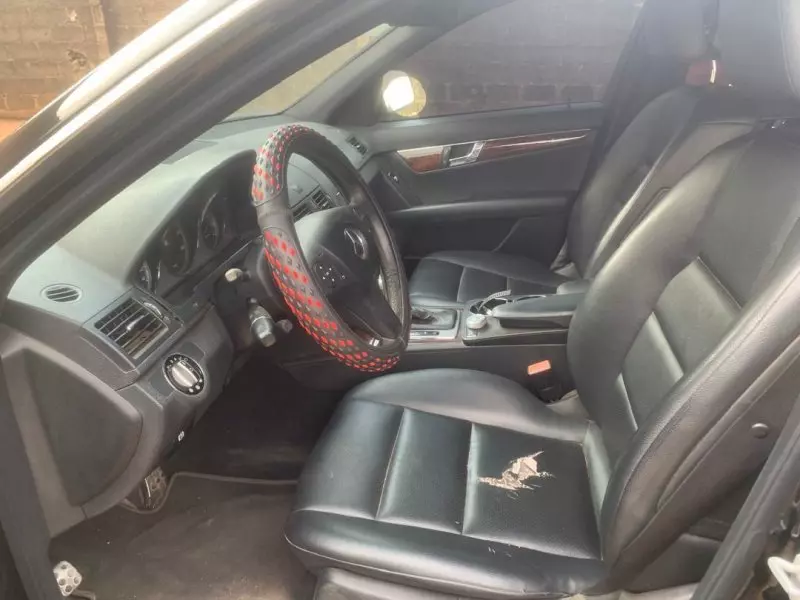 Mercedes-Benz C 300   - 2009