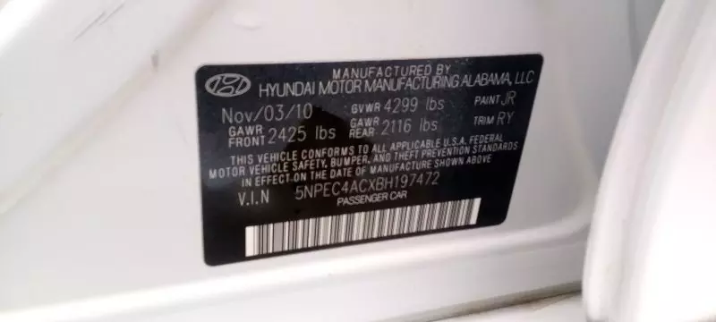 Hyundai Sonata   - 2011