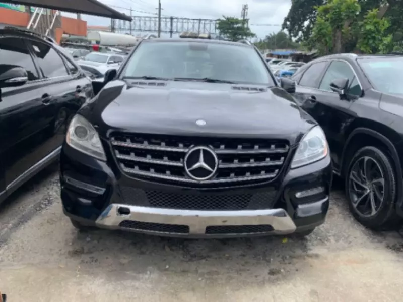 Mercedes-Benz ML 350   - 2012