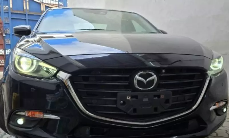 Mazda Axela    - 2019