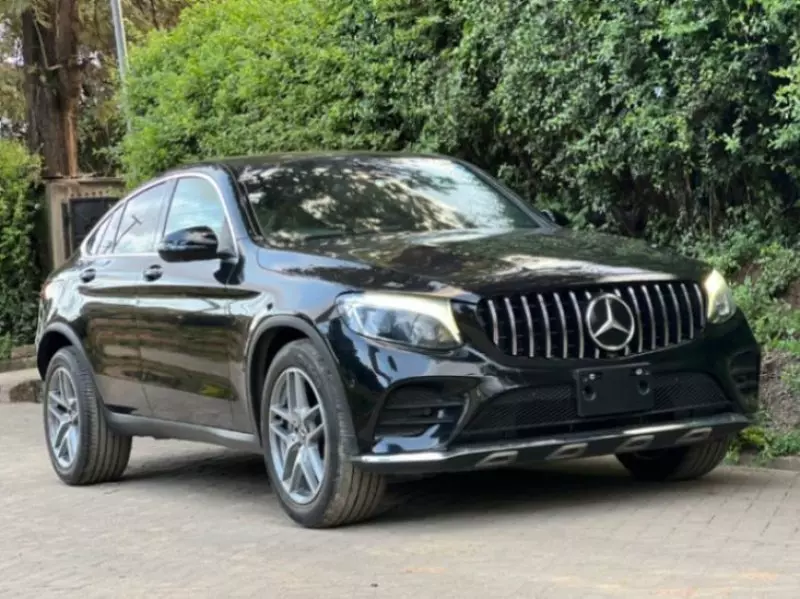 Mercedes-Benz GLC 220   - 2018