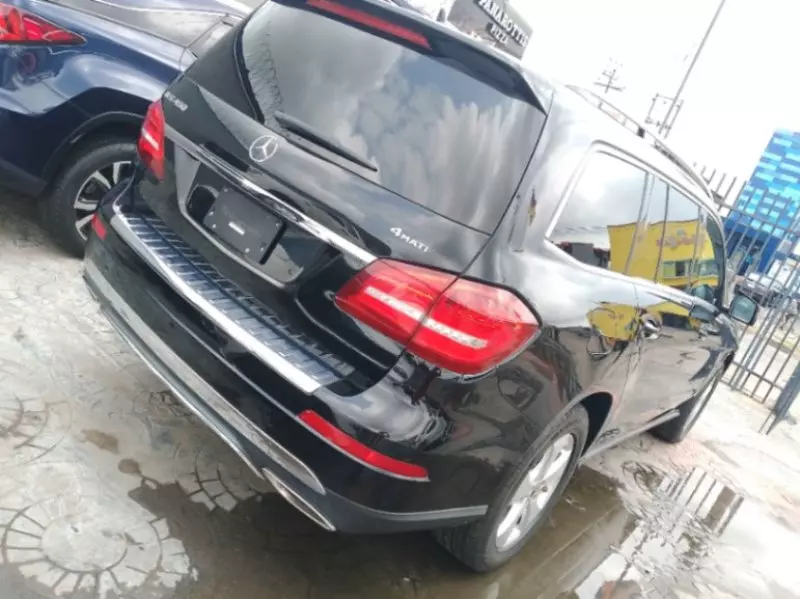 Mercedes-Benz GLS 450   - 2018