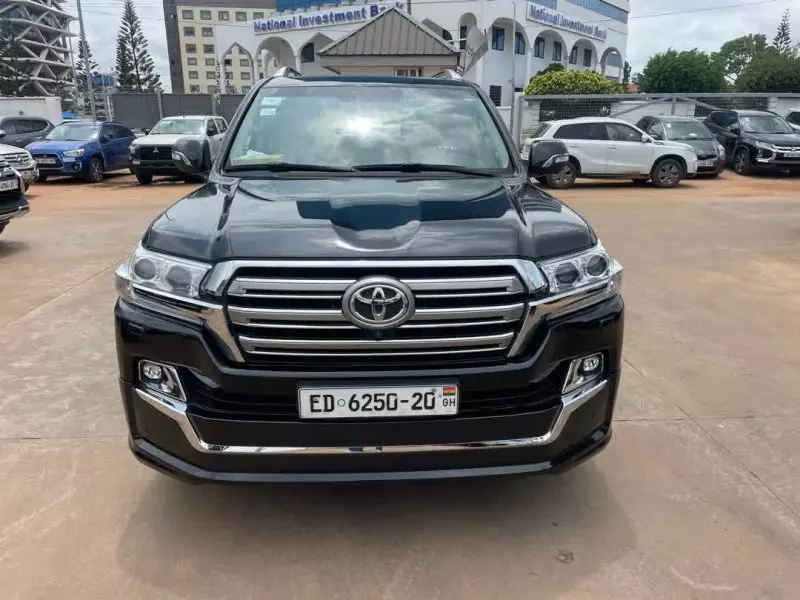 Toyota Land Cruiser   - 2015