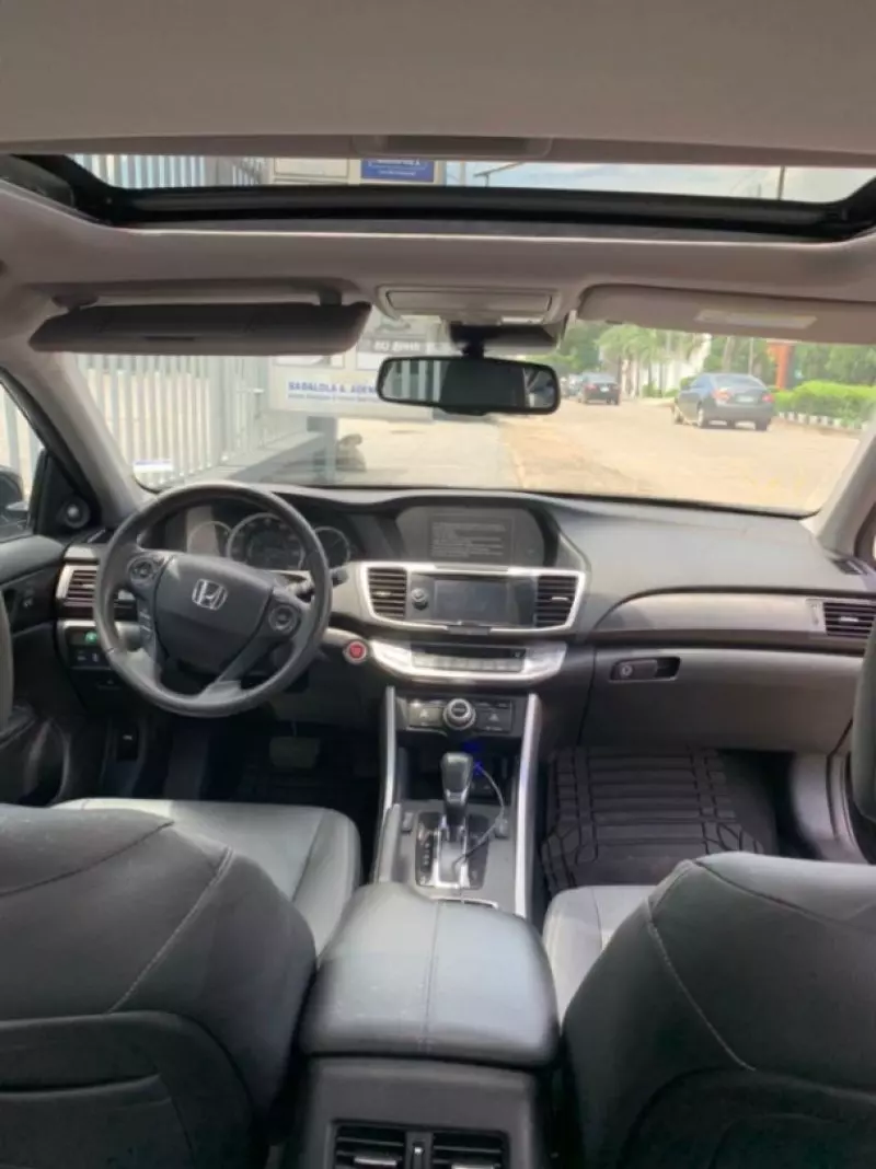 Honda Accord   - 2014