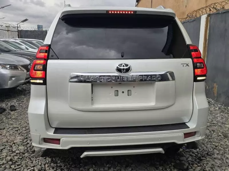 Toyota Landcruiser Prado