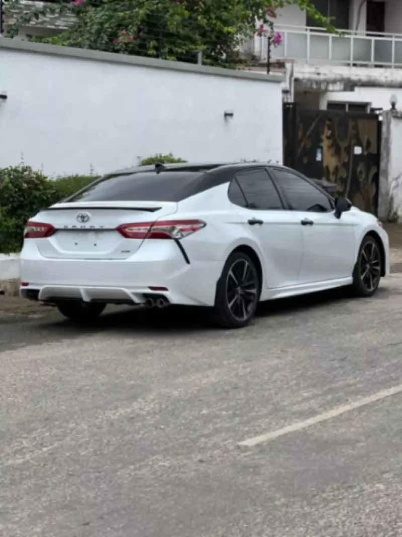 Toyota Camry   - 2020